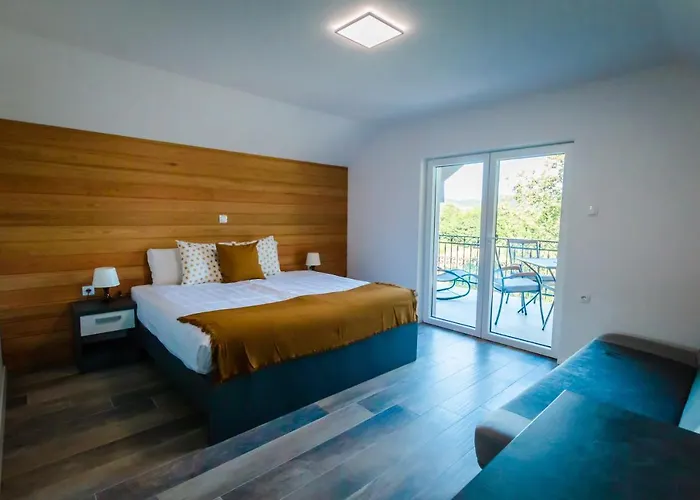 Vineyard Radulja 斯玛杰克托莱塞