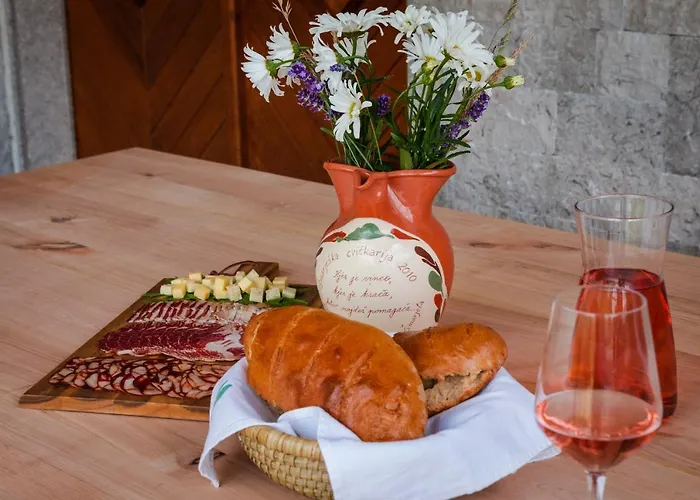 Vineyard Radulja * Smarjeske Toplice